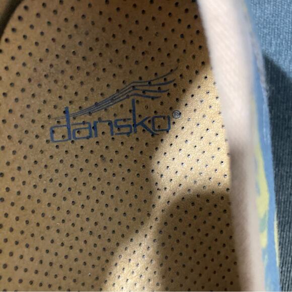 Dansko Victoria Tahiti tropical print canvas slip-on clogs size 39 beachy sturdy - Picture 7 of 10